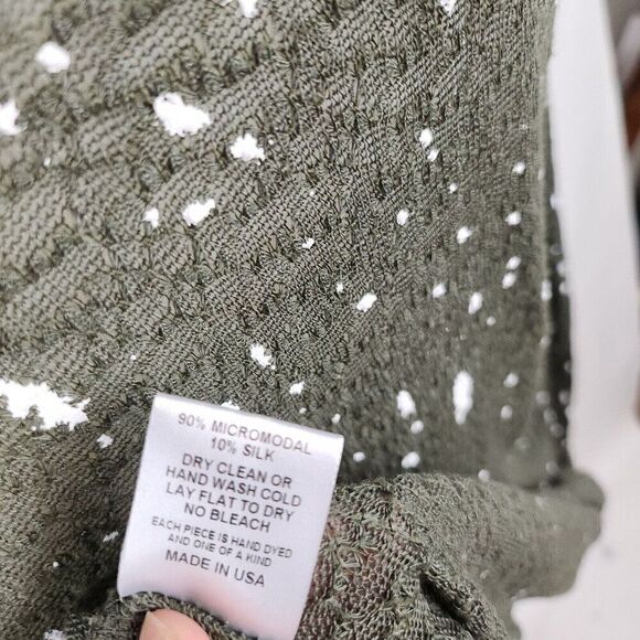 Generation Love Green Long Sleeve Crew Neck Semi Sheer Paint Splatter Top XS/S - Picture 9 of 9